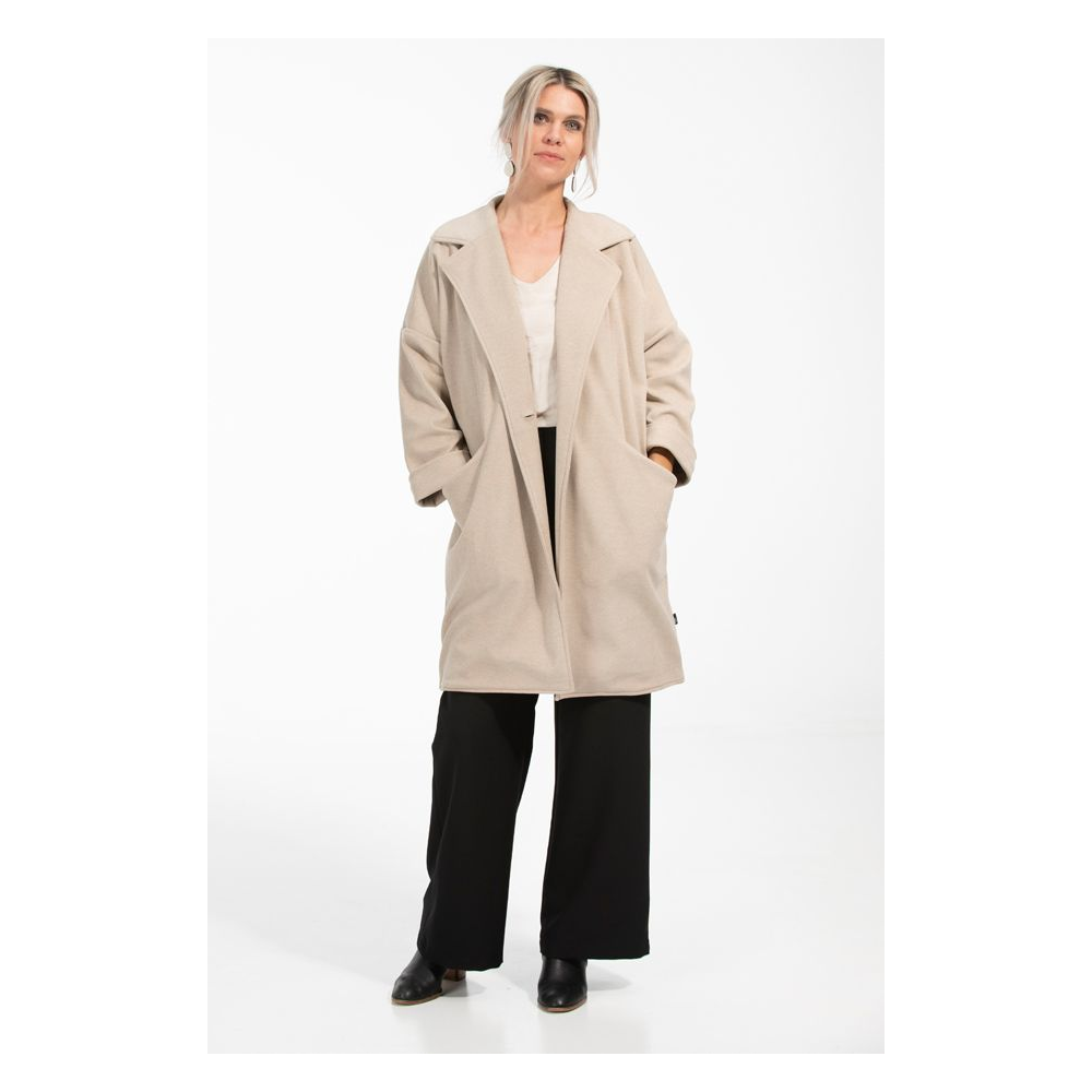 Max Coat
