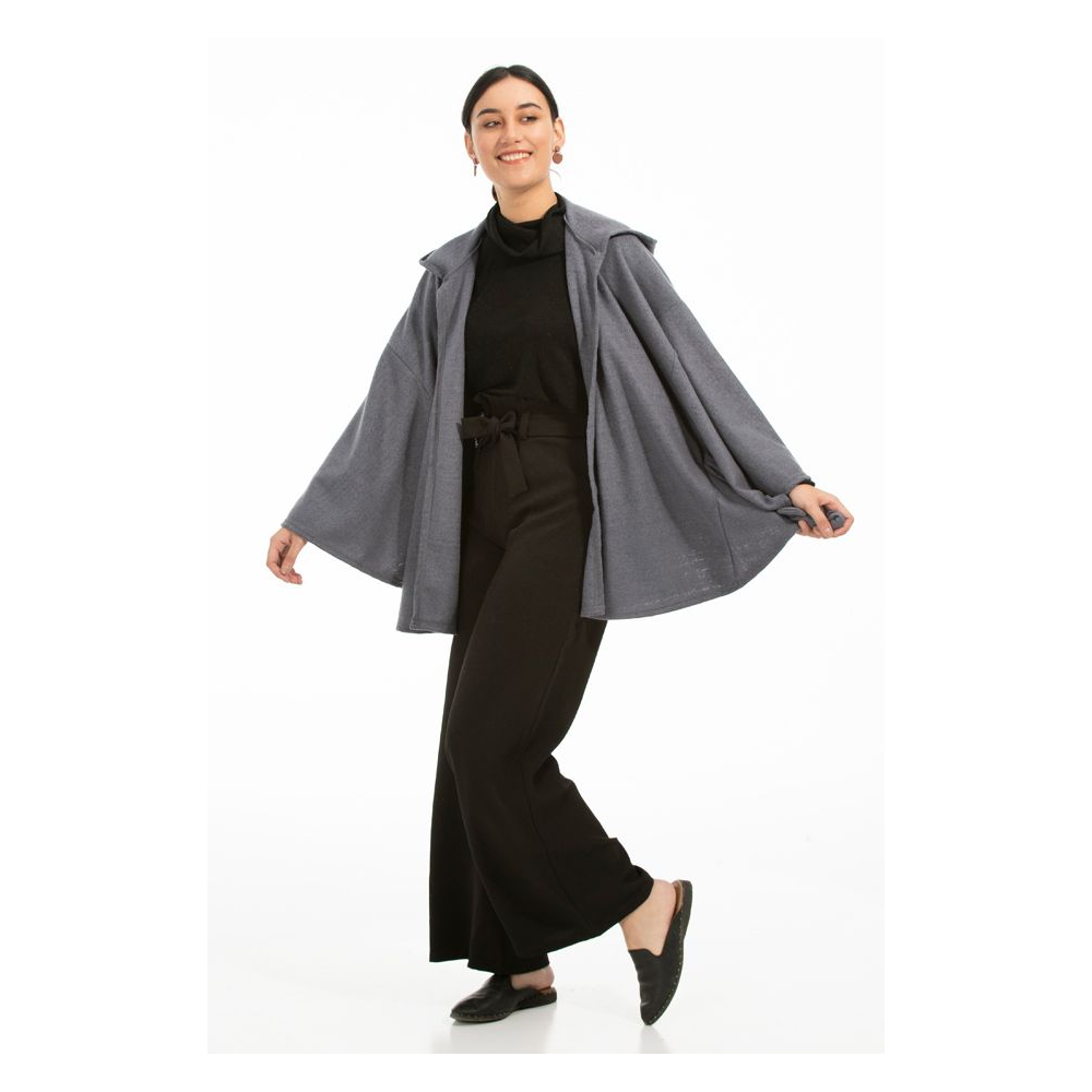 Violet Cardi
