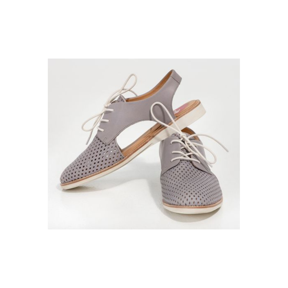 Slingback Punch Rollie
