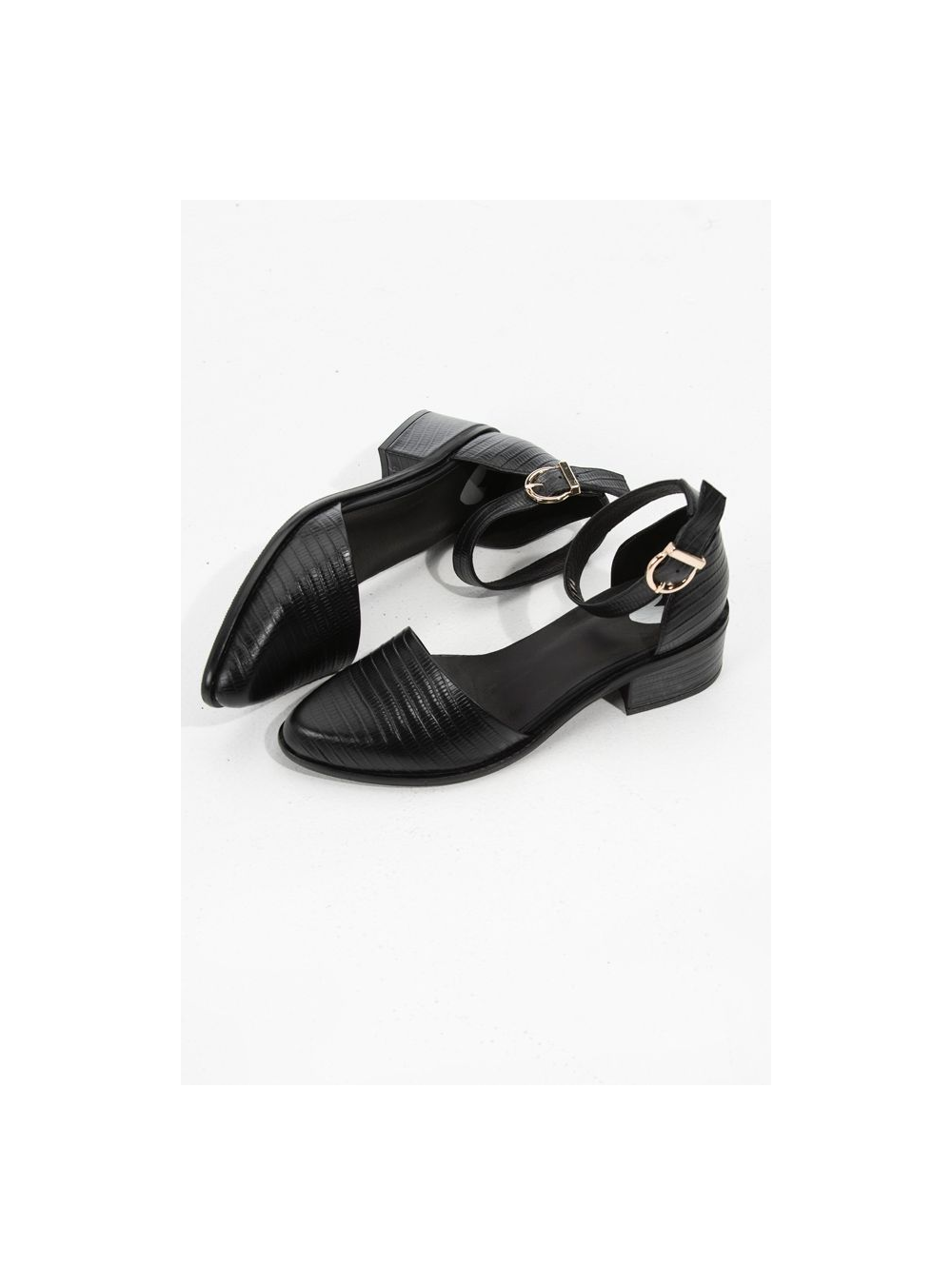 Jane Shoe