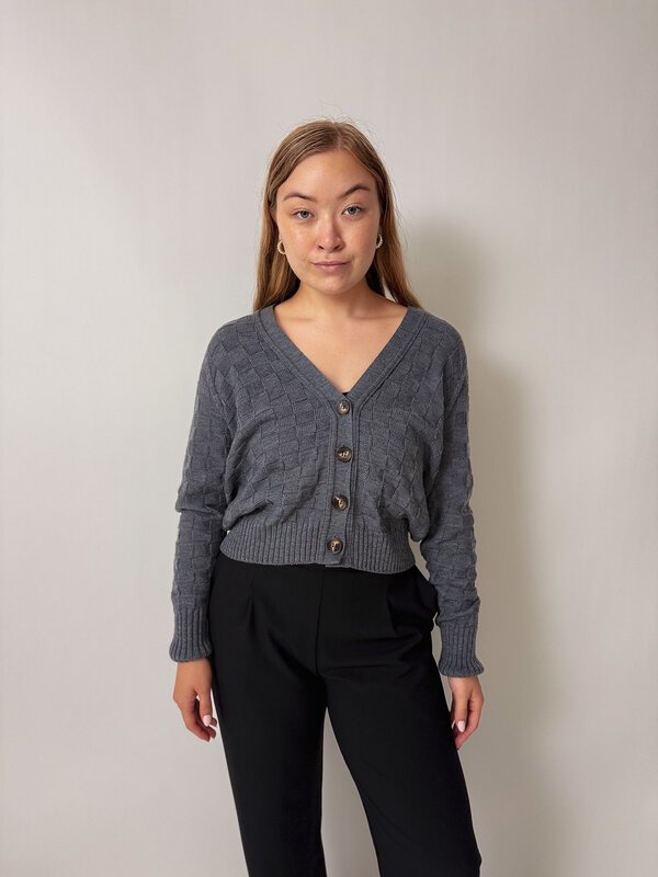 Ava Merino Cardi