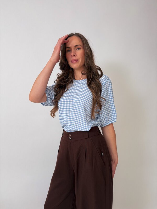 Maggie Top