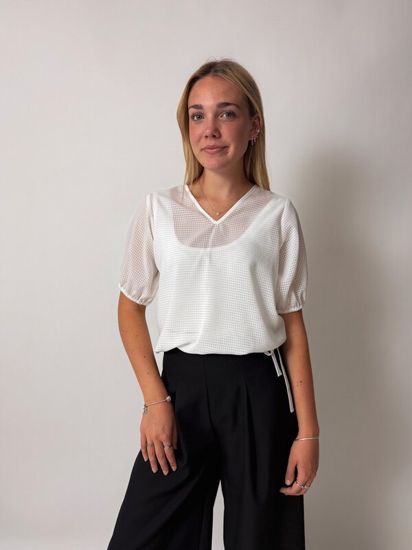 Maggie Top