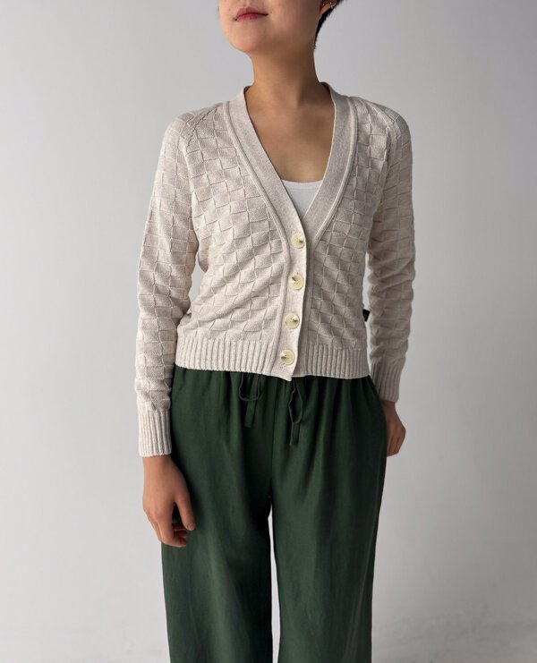 Ava Cardi
