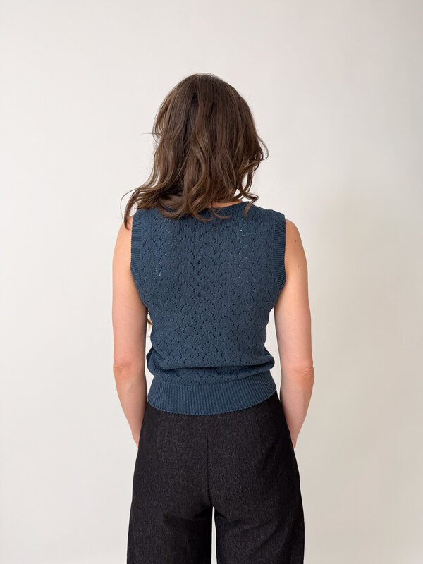 Theo Vest