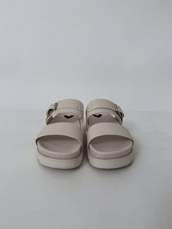 Becca Shoe