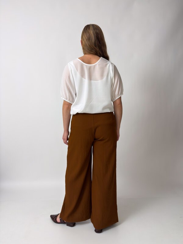 Maggie Top