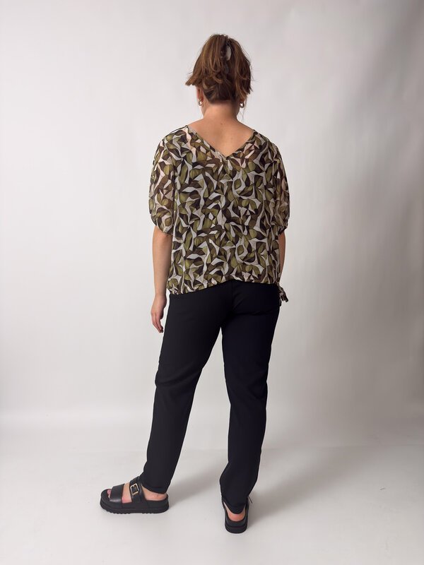 Maggie Top