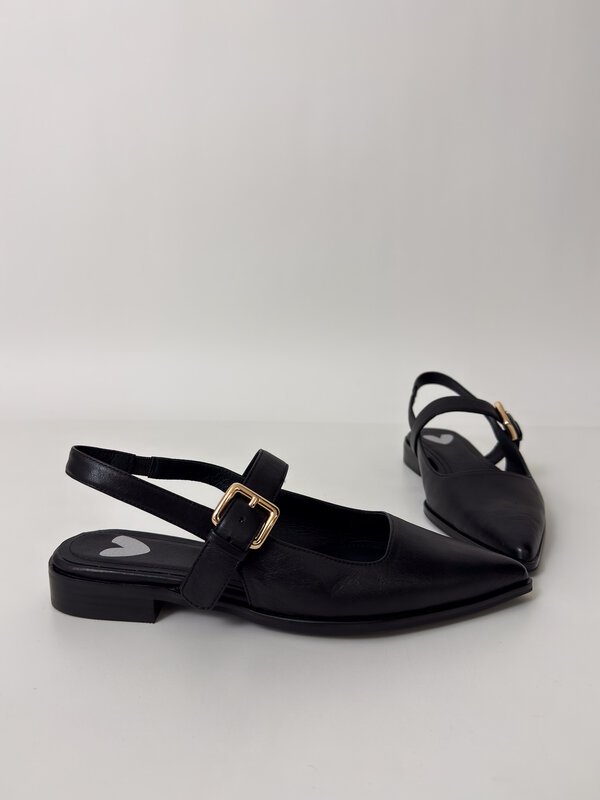 Alison Shoe