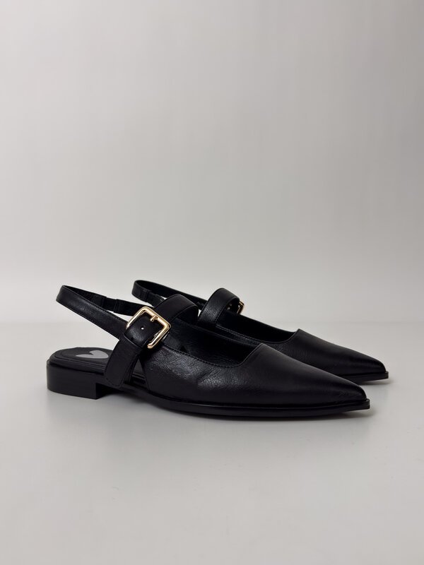 Alison Shoe