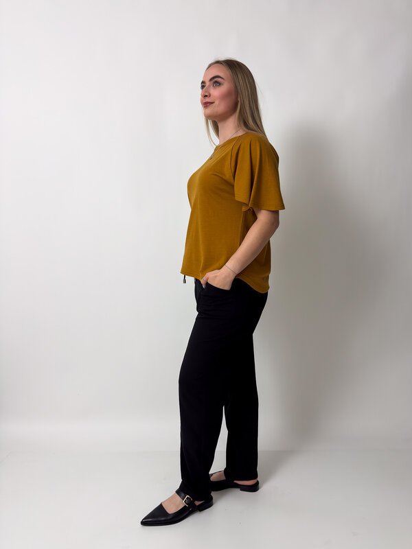 Bee Top