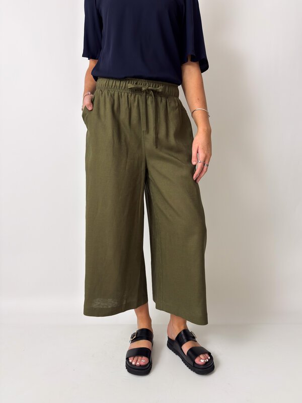 Elliot Pant