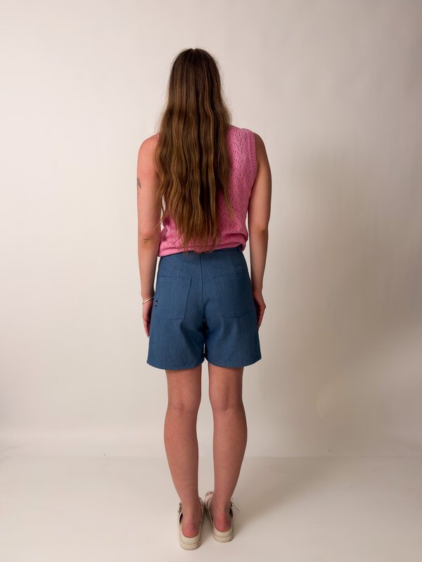 Daisy Short