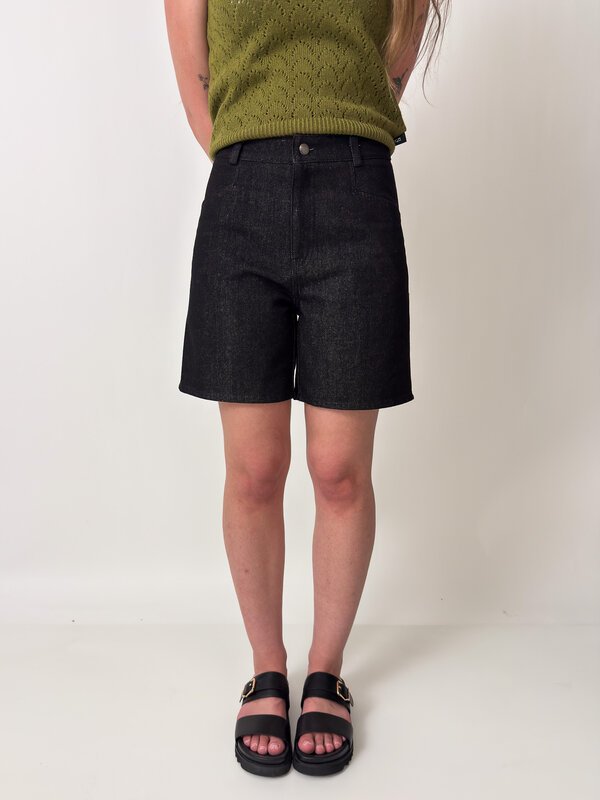 Daisy Short