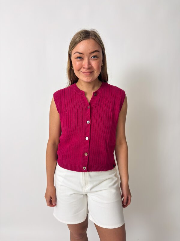 Fin Vest